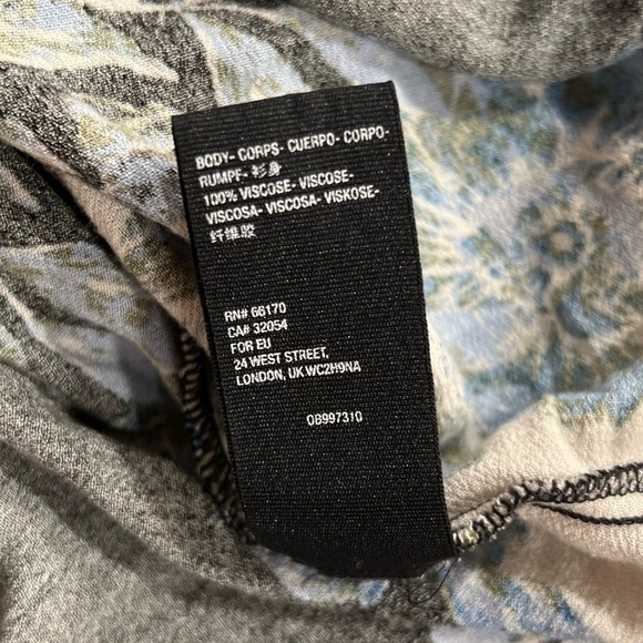 Free People Wild Memories Top Floral Tie Front Flowy Size XS - Picture 9 of 9